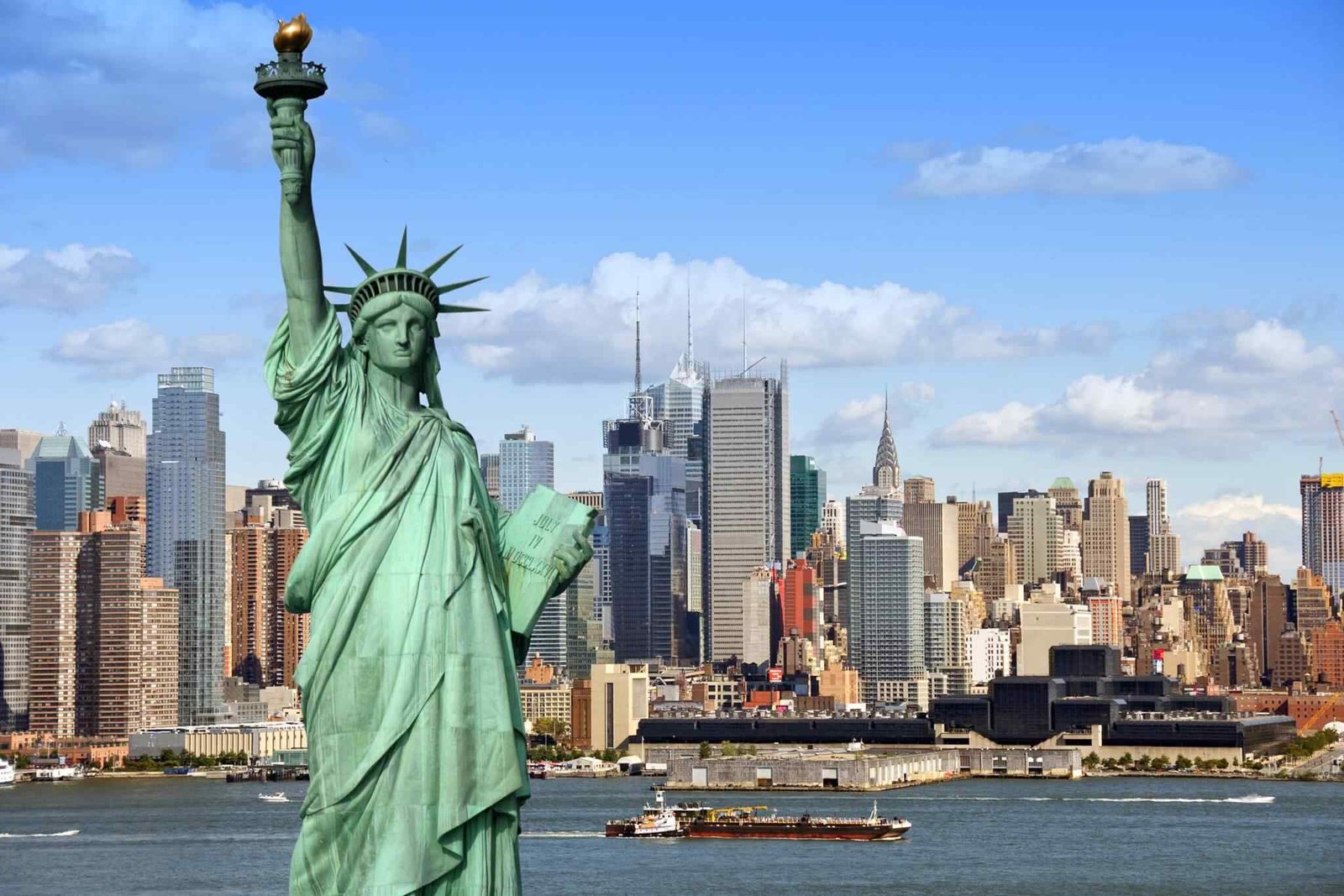 https://miamidadetravel.com/wp-content/uploads/2018/09/destination-new-york-01-1.jpg